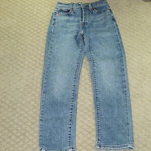 Levi's Wedgie Straight Women's Size 24 Mid/Light Blue Ankle Jeans
